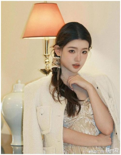 澳彩资料免费的资料大全wwe全面解答:董明珠与孟羽童同框